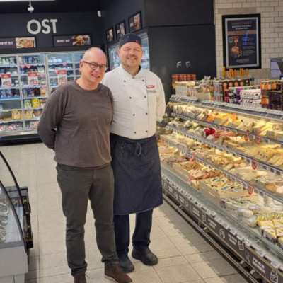 Bli kjent med Lars og Lars - De tenker og jobber med ost hele døgnet